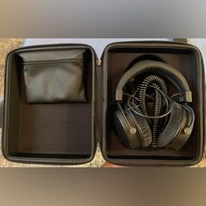Beyerdynamic Professional Headphones DT 1770 Pro
